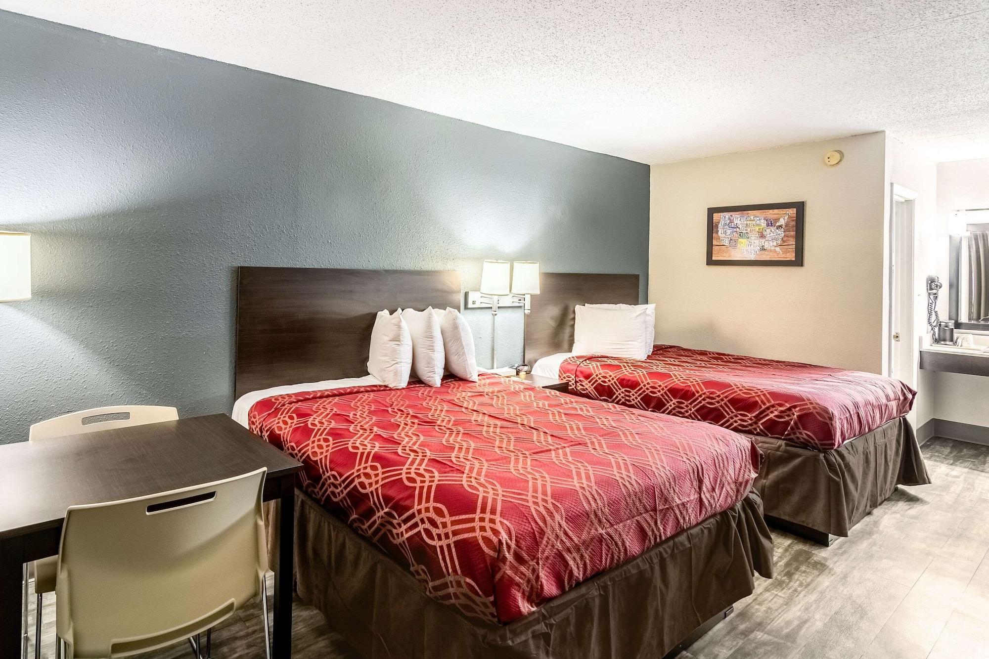 Lodge Econo Crestview